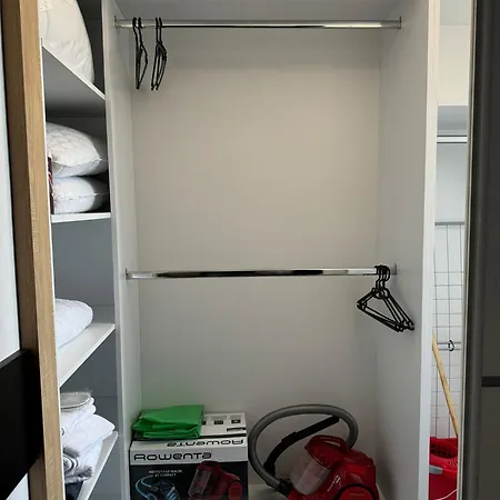 Address Towers By Glam With Parking Appartamento