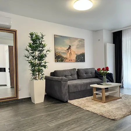 Address Towers By Glam With Parking *