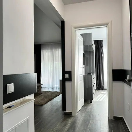 Address Towers By Glam With Parking アパート *