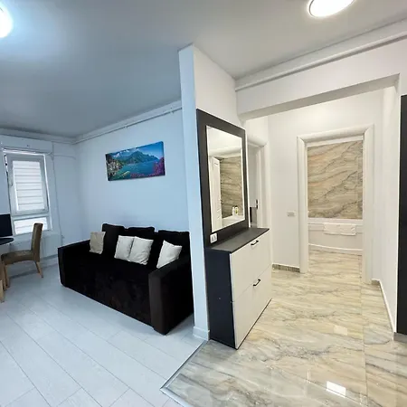 Address Towers By Glam With Parking Апартаменти