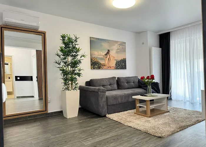 Address Towers By Glam With Parking *