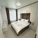 Address Towers By Glam With Parking Apartamento