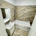 Address Towers By Glam With Parking Apartamento *