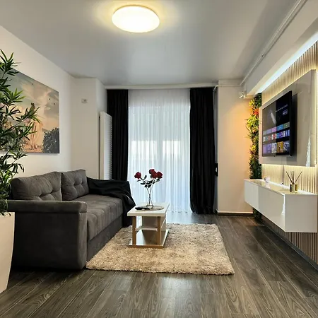 Address Towers By Glam With Parking Appartamento *